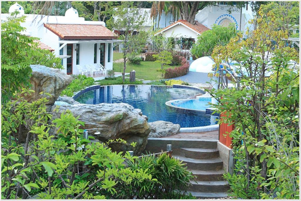 Baanmontra Beach Resort - Bankrut Exterior photo